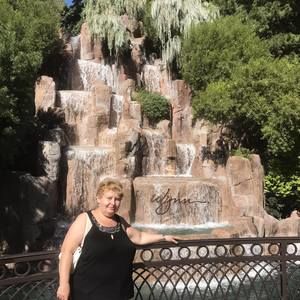 Meet your Posher, Erina